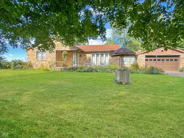 1612 S Highland DR, Franklin, IN 46131