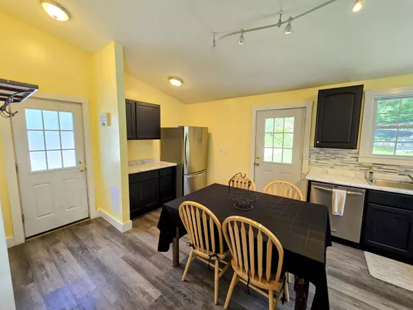 72 West ST, Proctor, VT 05765