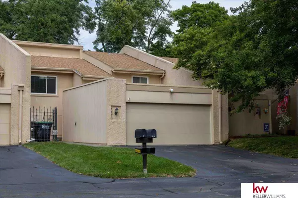 16014 Frederick Plaza, Omaha, NE 68130