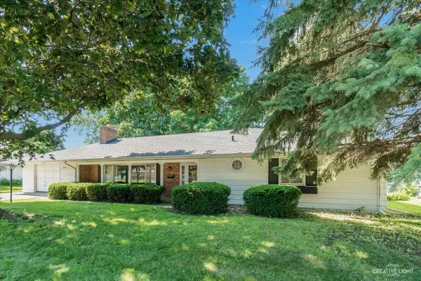 2258 Lowell ST, Aurora, IL 60506