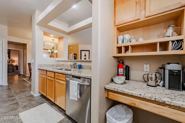 11500 E Cochise Drive #1017, Scottsdale, AZ 85259