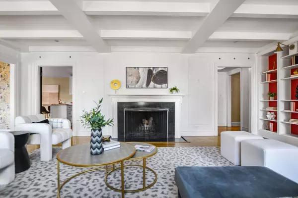 1255 N State Pkwy #8AC, Chicago, IL 60610