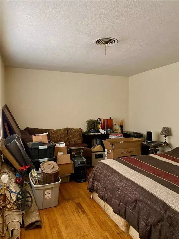 9740 E 1880 Rd, Comanche, OK 73529