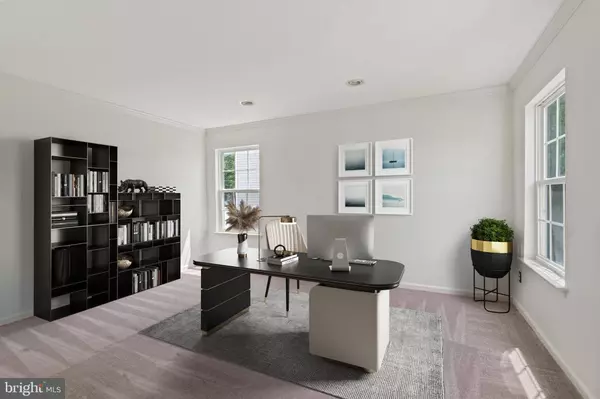 9 LEXINGTON PARK RD, Sicklerville, NJ 08081