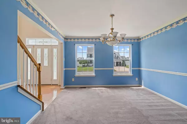 9 LEXINGTON PARK RD, Sicklerville, NJ 08081