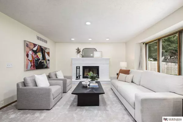 2515 N 150th Avenue, Omaha, NE 68116