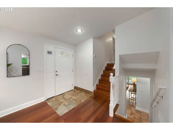 2592 LIMERICK LN, West Linn, OR 97068