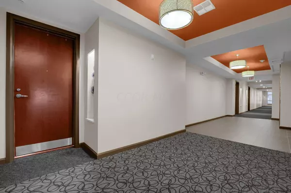 845 N High Street 305, Columbus, OH 43215