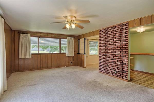 5907 N Milton St, Spokane, WA 99205