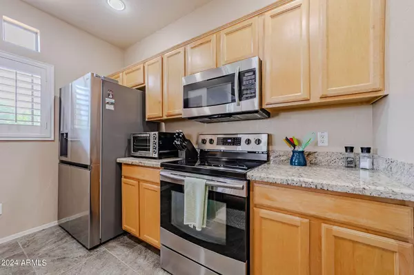 11500 E Cochise Drive #1017, Scottsdale, AZ 85259