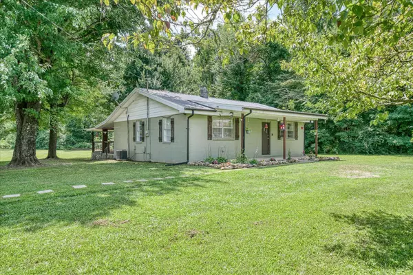 150 Fisk Rd, Livingston, TN 38570