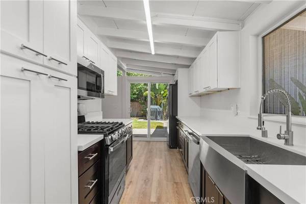 2425 Ramona DR, Santa Ana, CA 92707