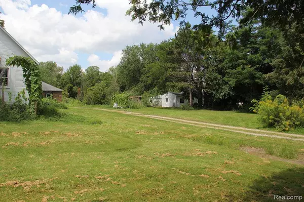 50741 NORTH Avenue, Macomb, MI 48042