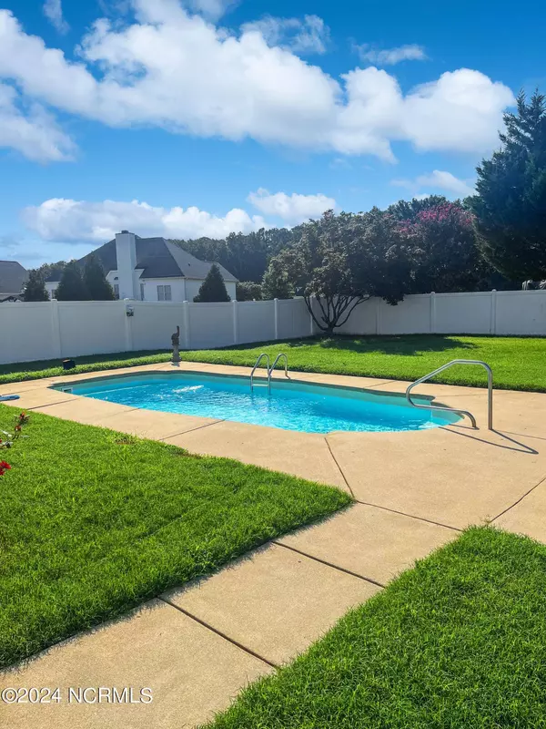 5011 Overlook Drive, Elm City, NC 27822