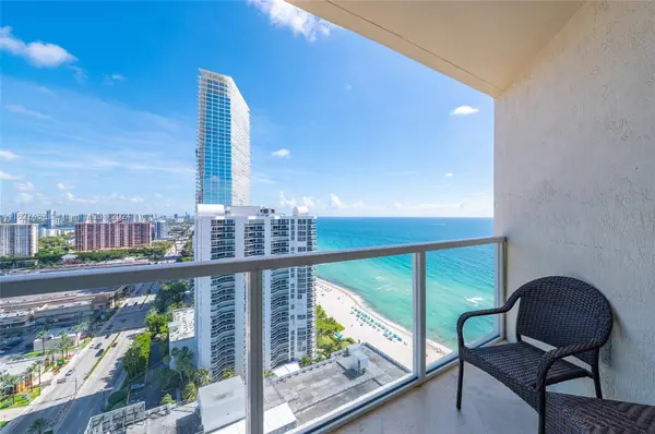 16699 Collins Ave #2906, Sunny Isles Beach, FL 33160