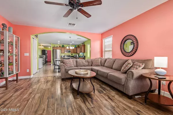 21570 W HILTON Avenue, Buckeye, AZ 85326