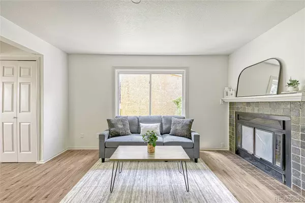 24 Pineridge CT, Pueblo, CO 81001