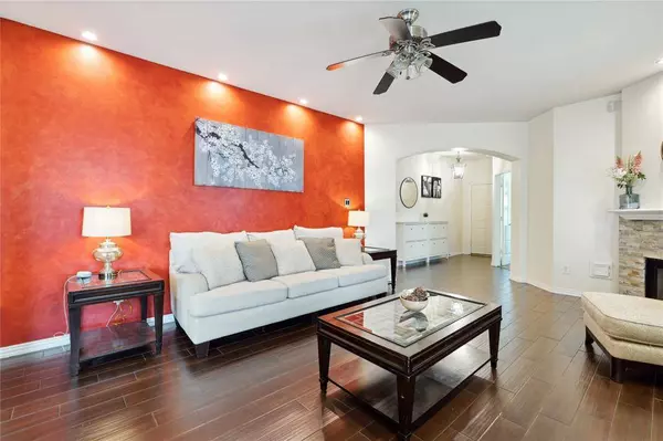 1815 Rock Ridge DR, Houston, TX 77049