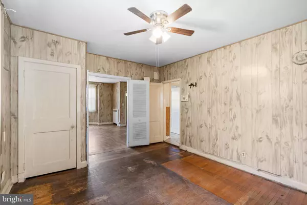 1601 KINGSWAY RD, Baltimore, MD 21218