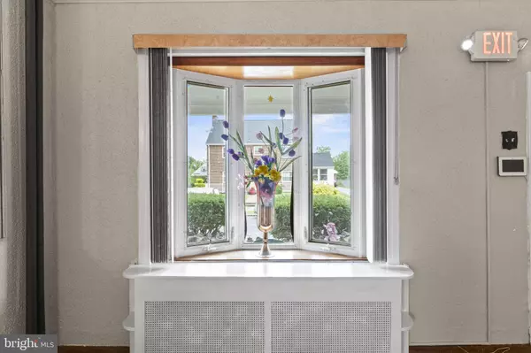 2822 W 10TH ST, Chester, PA 19013