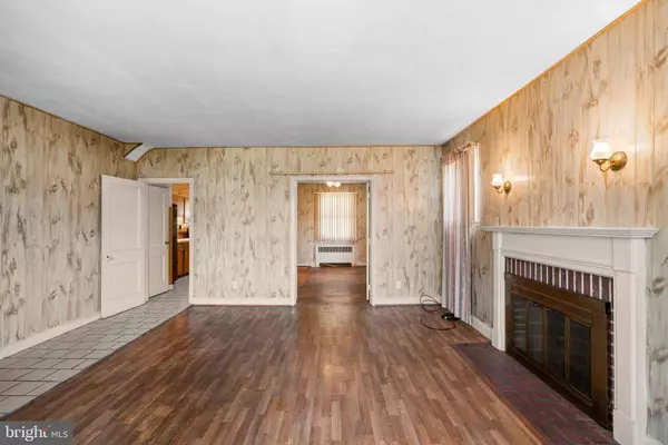 1601 KINGSWAY RD, Baltimore, MD 21218