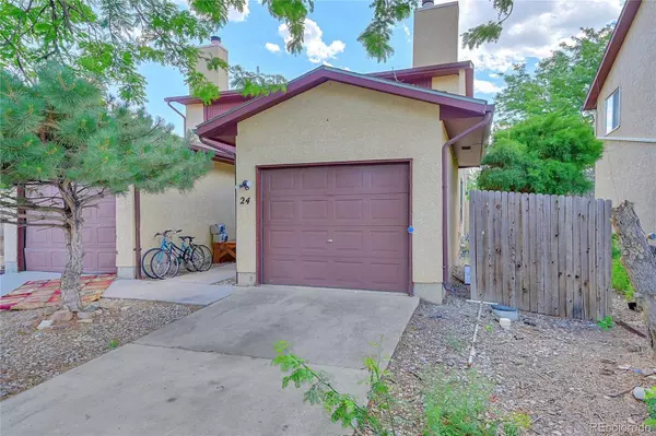 24 Pineridge CT, Pueblo, CO 81001