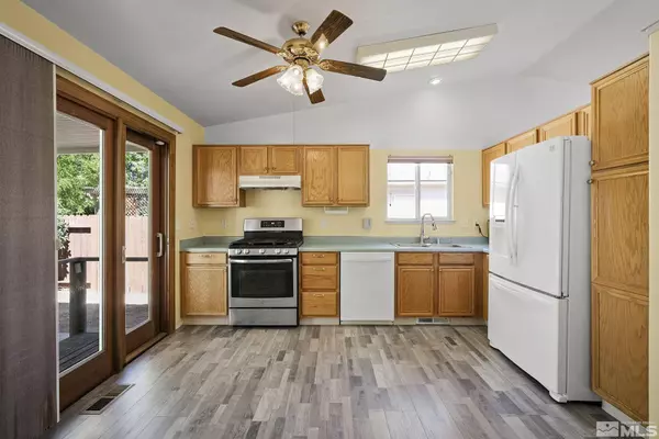 5873 Foggy Court, Sun Valley, NV 89433