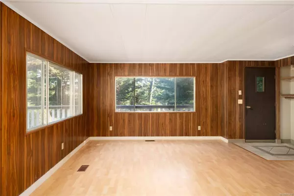 1461 Moby Dick's Way, Gabriola Island, BC V0R 1X5