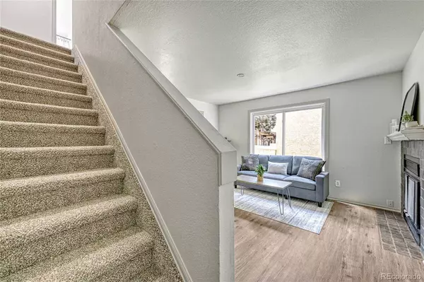 24 Pineridge CT, Pueblo, CO 81001