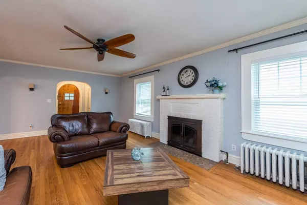 1532 ALEXANDER Court, Waukegan, IL 60085