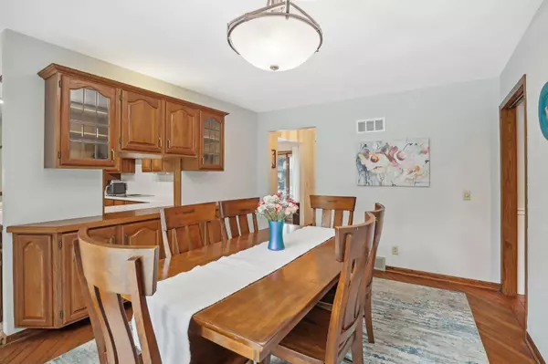 4533 Oak Springs Circle, Deforest, WI 53532