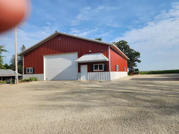 59402 290th ST, Waltham Twp, MN 55918