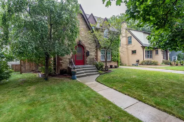 1532 ALEXANDER Court, Waukegan, IL 60085