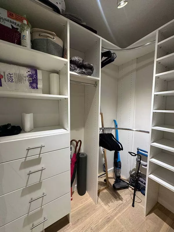 989 RICHARDS ST #508, Vancouver, BC V6B 6R6