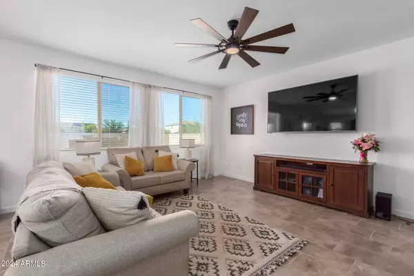 21462 E WAVERLY Court, Queen Creek, AZ 85142