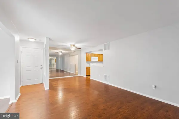 6 HARROGATE CT, Sewell, NJ 08080