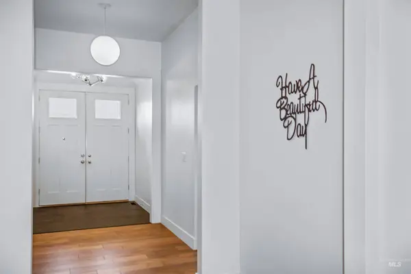 15087 Pinehurst Way, Caldwell, ID 83607-7623