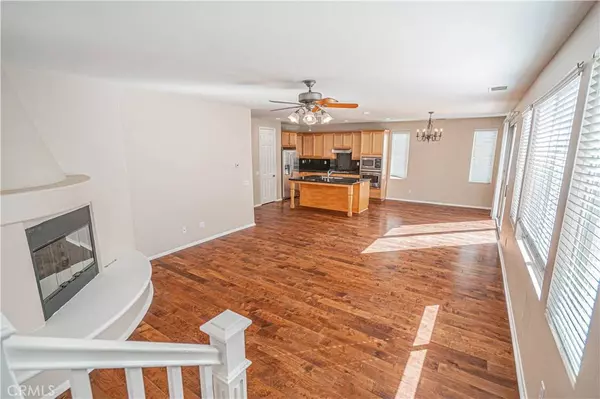 27208 Scotch Pine PL, Canyon Country, CA 91387