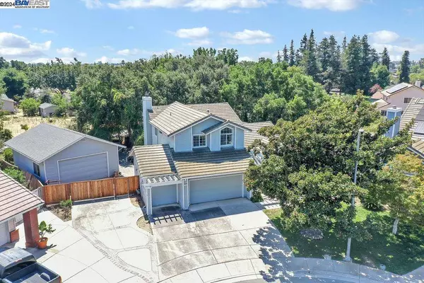 121 Meadow Ct, Oakley, CA 94561