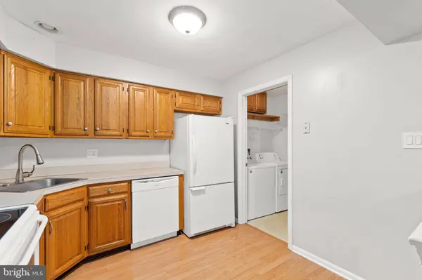 6 HARROGATE CT, Sewell, NJ 08080