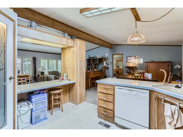 18485 SW PACIFIC DR #113, Tualatin, OR 97062