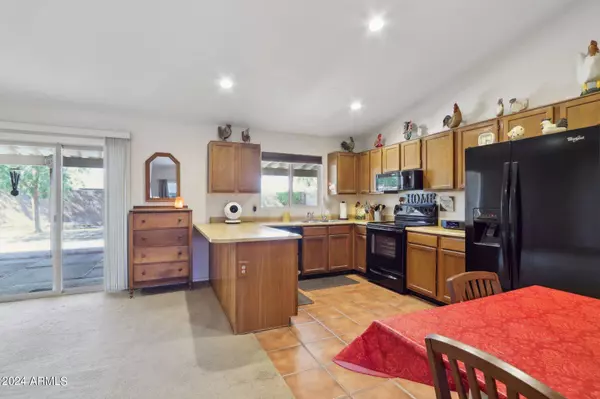 7232 W CAMERON Drive, Peoria, AZ 85345