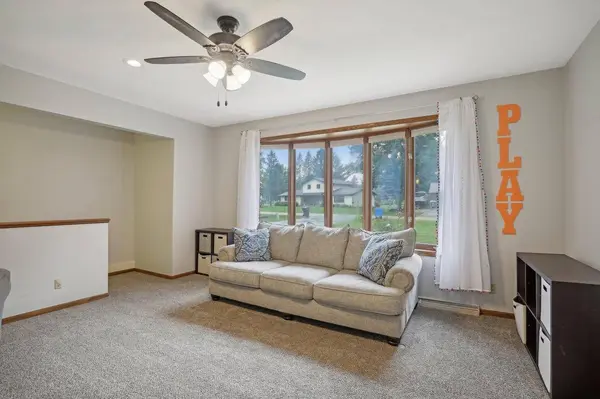 4533 Oak Springs Circle, Deforest, WI 53532