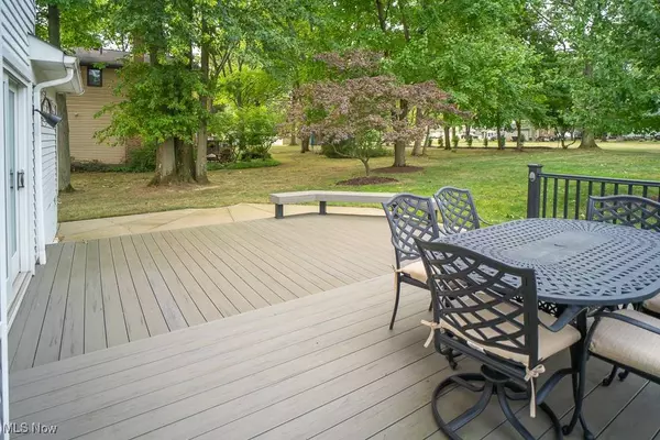 6554 Beechwood DR, Independence, OH 44131