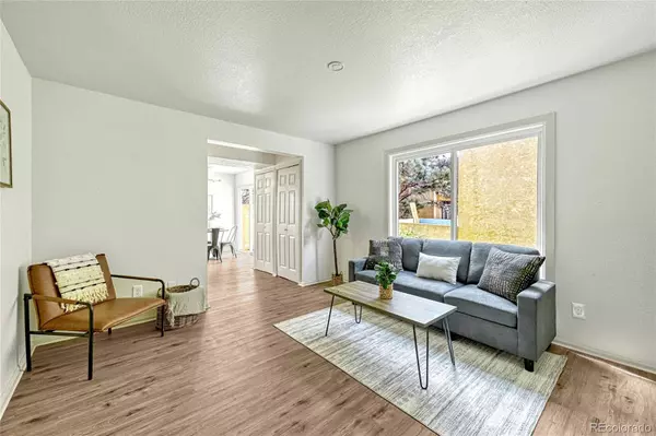 24 Pineridge CT, Pueblo, CO 81001