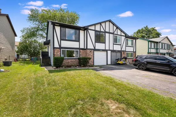 2091 Windward Lane, Hanover Park, IL 60133