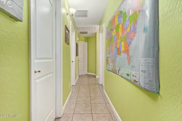 21570 W HILTON Avenue, Buckeye, AZ 85326