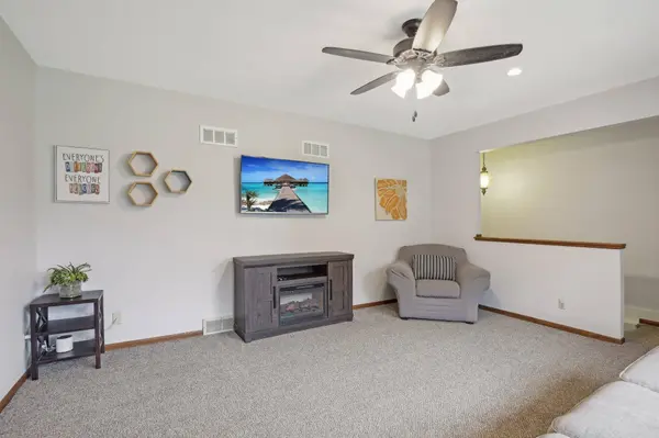 4533 Oak Springs Circle, Deforest, WI 53532