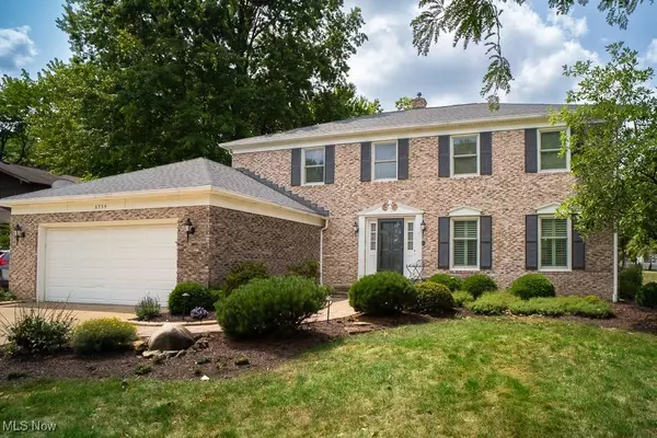 6554 Beechwood DR, Independence, OH 44131