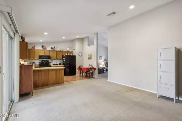 7232 W CAMERON Drive, Peoria, AZ 85345